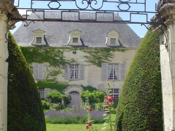 Château de Chaintres entrée_1 ©elisabethdetigny