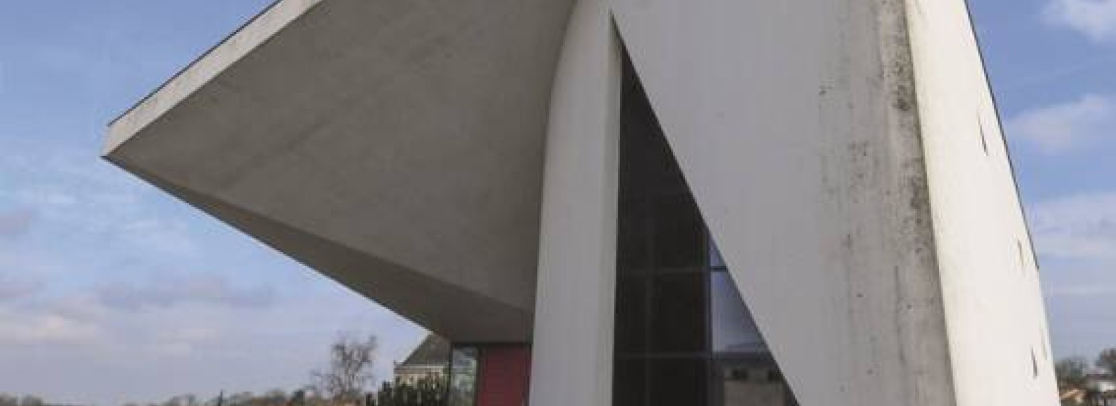 Circuit Art et Chapelles a l'Eglise contemporaine de Saint-Georges-des-Gardes