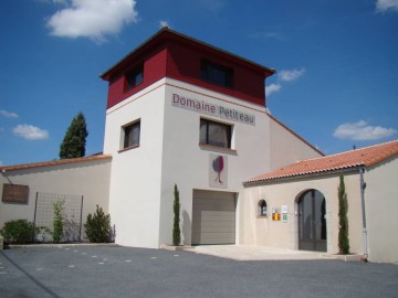 2016 domainepetiteauvallet44vignobledenantes exploitation