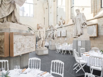https://reservation.destination-angers.com/medias/images/prestataires/2745163-galerie_david_angers_6_1377496.jpg_5 Galerie David d'Angers