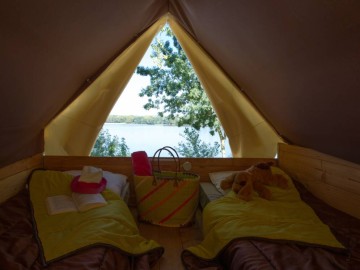 Intérieur d'un bivouac - _2 Clément De Carvalho / Camping l'Isle Verte