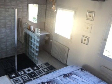 234859 - Suite parentale chambre 2 à l'étage Clévacances France