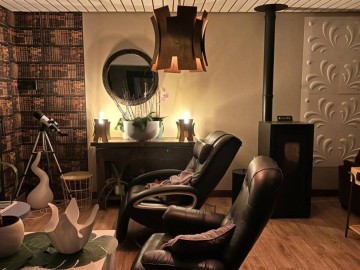 234873 - Salon détente orienté vers la mer avec fauteuil massant Clévacances France