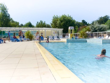 espaceaquatique_pareepreneau_sainthilairederiez camping parée préneau