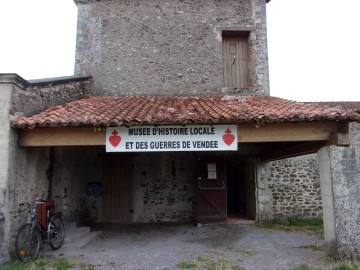 © Ôsez Mauges