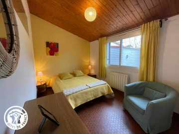 Chambre 1 (1 lit 140)_15 Gîtes de France Vendée