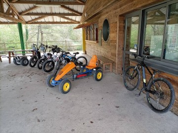 VTT, kart, FAT Office de Tourisme Vallée de la Sarthe / Stevan Lira