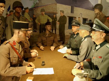 Signature reddition Poche St-Nazaire 8 mai 1945