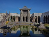 Explore Robert Tatin's palace-museum!