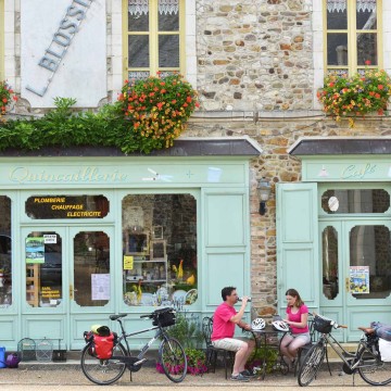 The Sarthe by bike