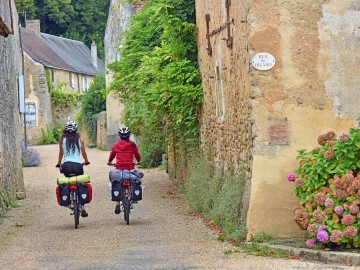 Asnières-sur-Vègre, petite cité de caractère
