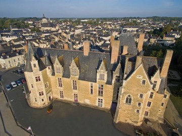 Ville-de-Bauge-en-Anjou--credit-photo-R-vision--5--2 R-vision